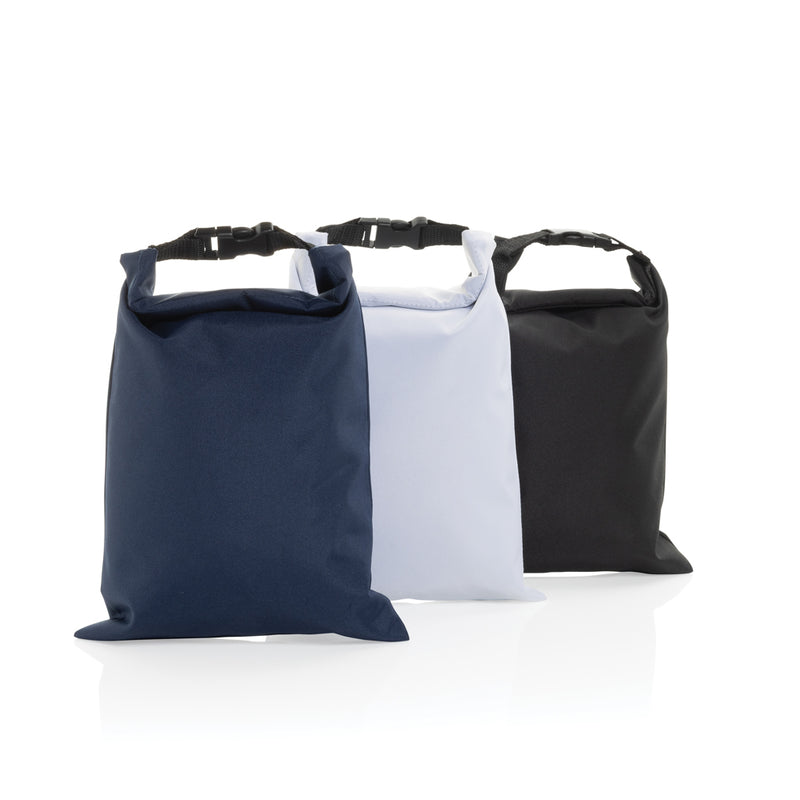 Load image into Gallery viewer, XD Collection AWARE™ RPET foldable outdoor lunch bag, 30x20cm, with snack strap, eco-friendly reusable lunch container.
