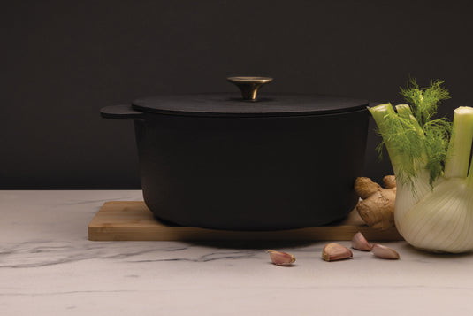 Ukiyo cast iron pan large - Custom Wood Designs