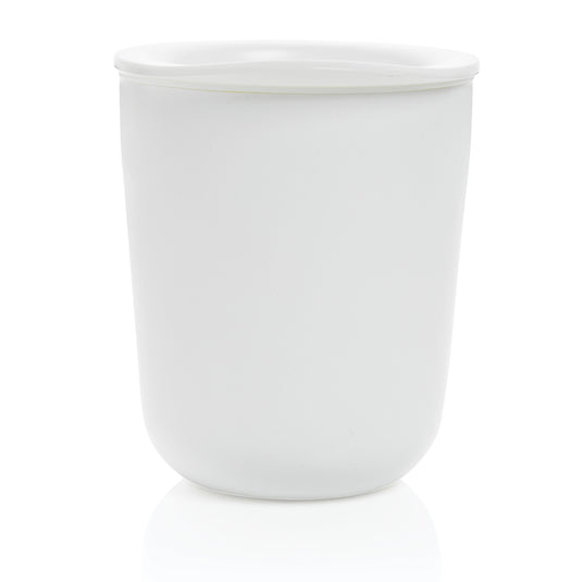 Simplistic antimicrobial coffee tumbler from XD Collection, durable drinkware with a sleek design and spill-proof lid.