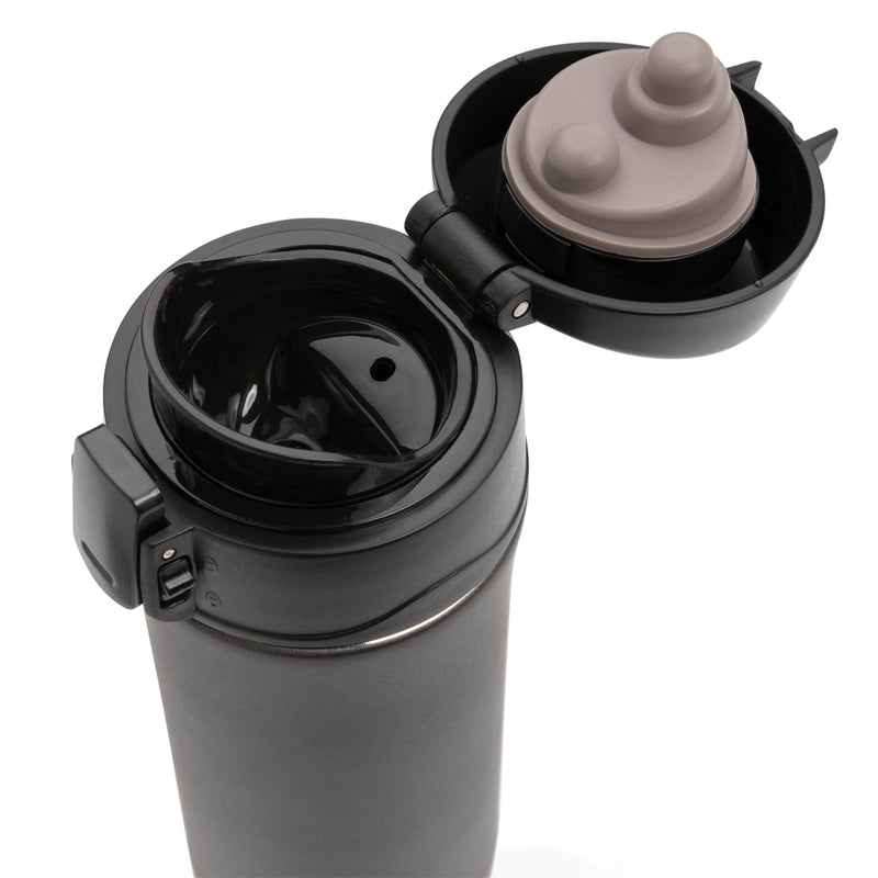 Load image into Gallery viewer, Metallic easy lock vacuum mug from XD Collection, a sleek drinkware with secure lock lid and double-wall insulation.
