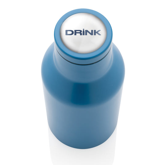 Recycled stainless steel compact bottle from XD Collection, eco-friendly drinkware with a sleek, durable design.