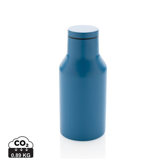 Recycled stainless steel compact bottle from XD Collection, eco-friendly drinkware with a sleek, durable design.