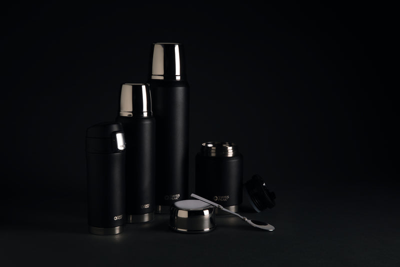 Load image into Gallery viewer, Swiss Peak Elite copper vacuum mug shown with sleek stainless steel design and secure lid, perfect for hot or cold drinks.
