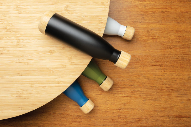 Load image into Gallery viewer, Vacuum stainless steel bottle with bamboo lid and bottom - Custom Wood Designs
