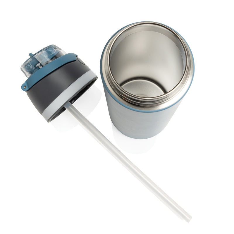 Load image into Gallery viewer, XD Collection Omni Sip RCS certified re-steel lockable 720ml drinkware bottle with secure lid and durable stainless steel design.
