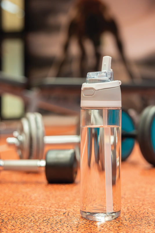 XD Collection Omni Sip RCS RPET water bottle, 800ML, clear drinkware with a flip-top lid and ergonomic design.