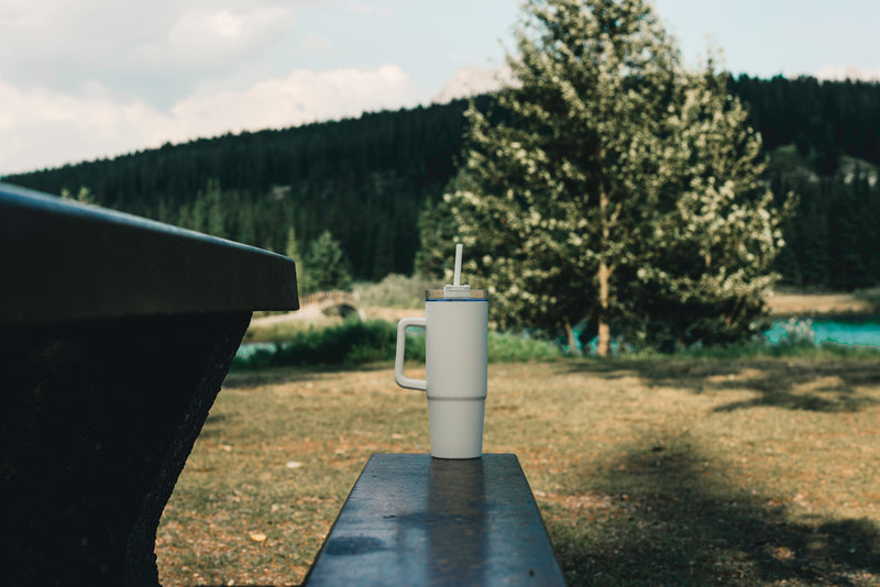 Load image into Gallery viewer, Tana RCS plastic tumbler with handle 900ml - Custom Wood Designs
