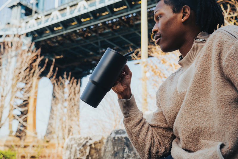 Load image into Gallery viewer, Embrace deluxe RCS recycled stainless steel tumbler by XD Collection, 900ml drinkware with a sleek, durable design.
