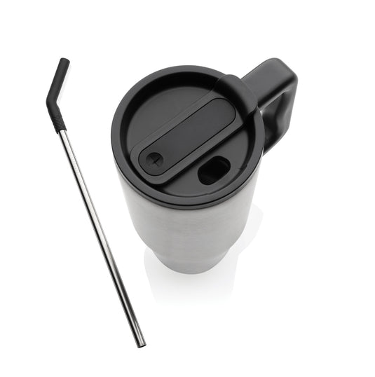 Embrace deluxe RCS recycled stainless steel tumbler 900ml from XD Collection, featuring a sleek, durable design for hot and cold drinks.