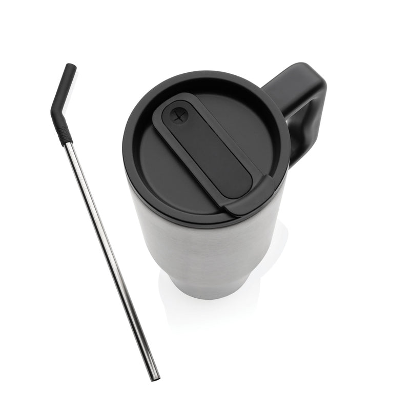 Load image into Gallery viewer, Embrace deluxe RCS recycled stainless steel tumbler 900ml from XD Collection, durable drinkware with a sleek design.
