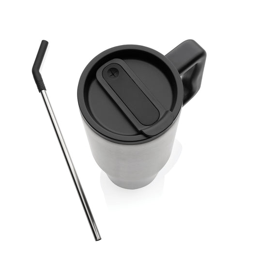 Embrace deluxe RCS recycled stainless steel tumbler 900ml from XD Collection, durable drinkware with a sleek design.