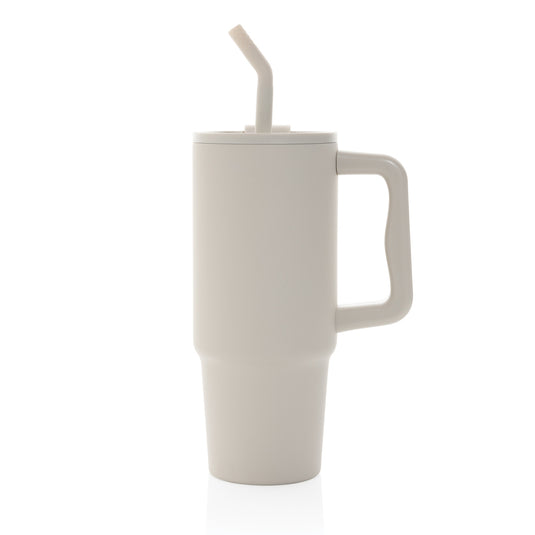 Embrace deluxe RCS recycled stainless steel tumbler 900ml from XD Collection, eco-friendly reusable drinkware with a sleek design.