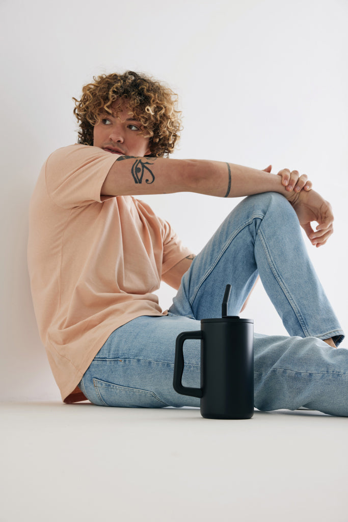 Load image into Gallery viewer, 800ml Cube RCS certified recycled steel mug from XD Collection, eco-friendly drinkware with a sleek, durable design.
