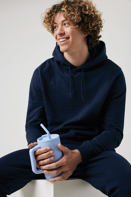 XD Collection recycled steel mug, 800ml drinkware with Cube RCS certification, featuring a sleek, durable design and eco-friendly material.