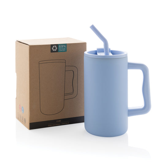 Recycled steel mug from XD Collection, 800ml capacity, RCS certified reusable drinkware with a sleek design.