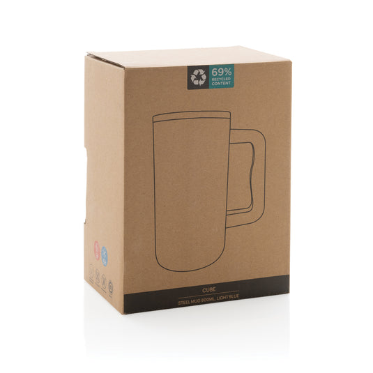 Reusable 800ml steel mug from XD Collection, made from RCS certified recycled steel, eco-friendly drinkware.