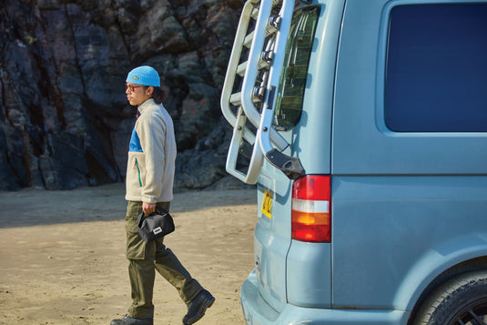 Black+Blum 6.7L insulated Lunch/Cooler Bag-Outdoor