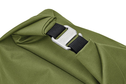 Black+Blum 6.7L insulated Lunch/Cooler Bag-Outdoor