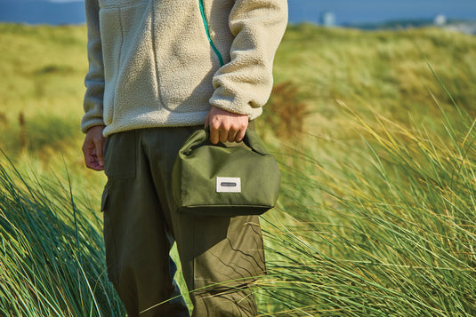 Black+Blum 6.7L insulated Lunch/Cooler Bag-Outdoor