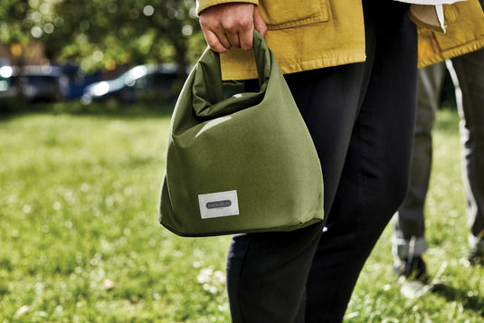 Black+Blum 6.7L insulated Lunch/Cooler Bag-Outdoor