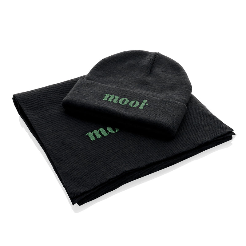 Load image into Gallery viewer, Elles Polylana® scarf by XD Collection, 180x30cm headwear with soft fabric and stylish design, shown in a close-up shot.
