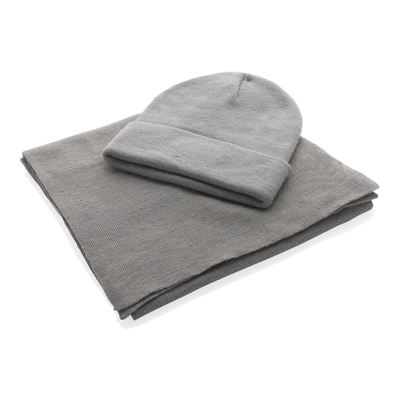 Load image into Gallery viewer, Elles Polylana® scarf by XD Collection, 180x30cm headwear in soft fabric, shown in a close-up view of the scarf's texture and color.
