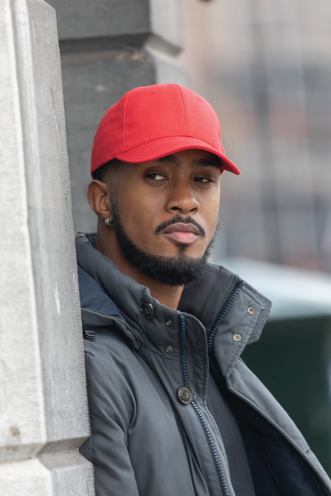 Load image into Gallery viewer, 6-panel recycled cotton cap by XD Collection with AWARE™ tracer, featuring a casual headwear design and adjustable fit.
