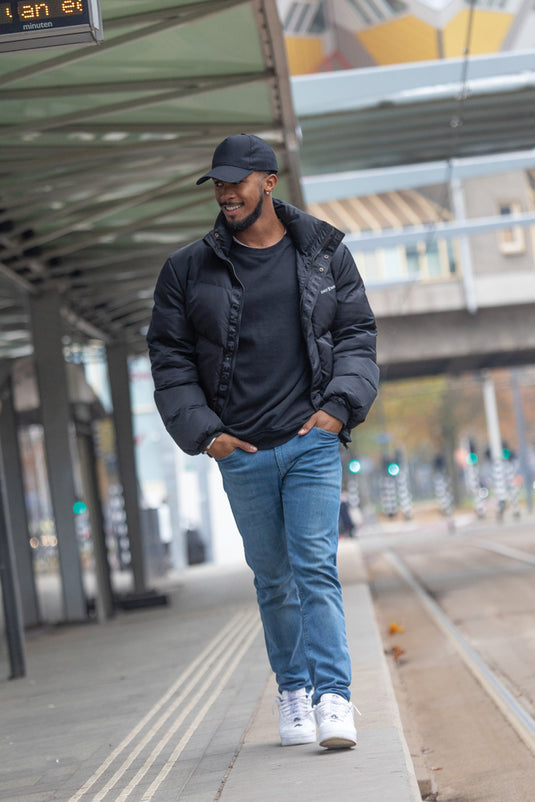 XD Collection 5-panel recycled cotton cap with AWARE™ tracer, showcasing eco-friendly headwear with a stylish design.