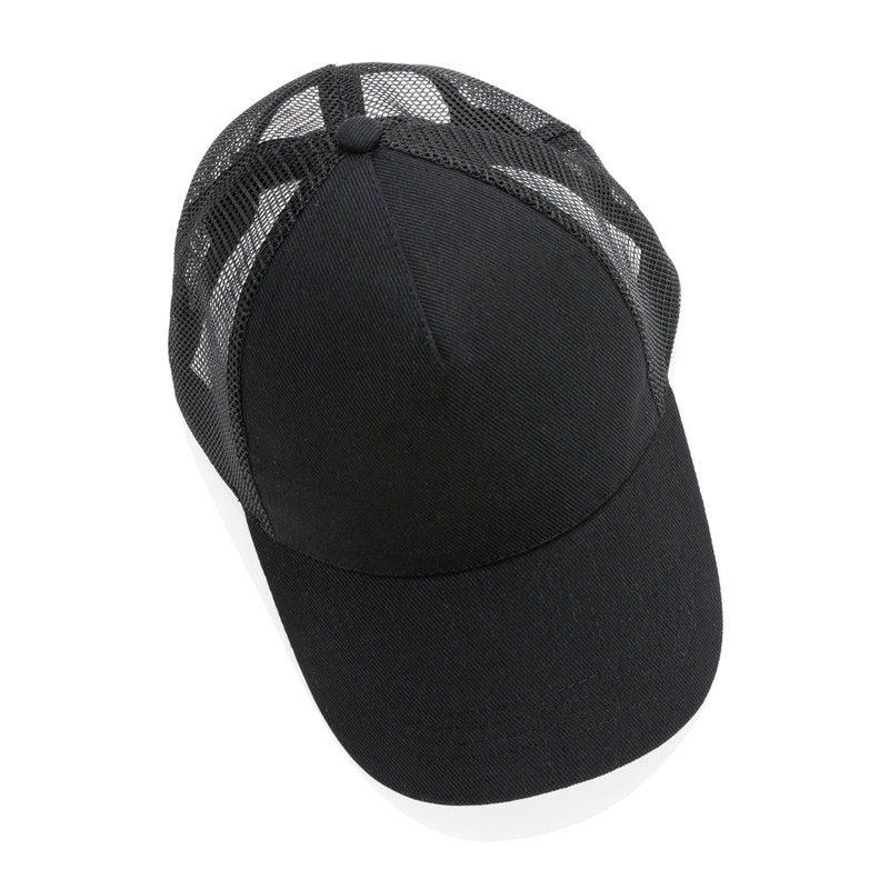 Load image into Gallery viewer, Brushed cotton 5-panel trucker cap with curved brim from XD Collection, lightweight headwear in 190g fabric.
