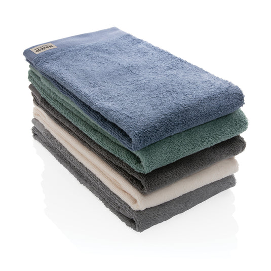 Sakura AWARE™ 500 gsm bath towel 50x100cm