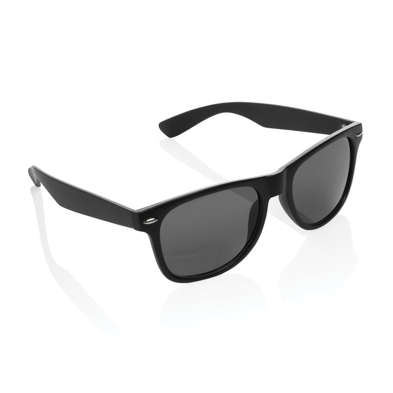 Load image into Gallery viewer, Outdoor sunglasses from XD Collection made of GRS recycled PC plastic, featuring a stylish frame and UV protection.

