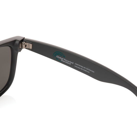 Outdoor sunglasses made from GRS recycled PC plastic by XD Collection, featuring a stylish frame and UV protection.