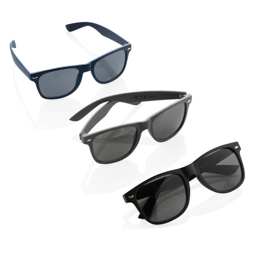 Outdoor sunglasses made from GRS recycled PC plastic by XD Collection, featuring a stylish frame and tinted lenses.