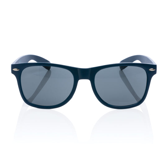 Outdoor sunglasses from XD Collection made of recycled PC plastic, featuring stylish design and UV protection.