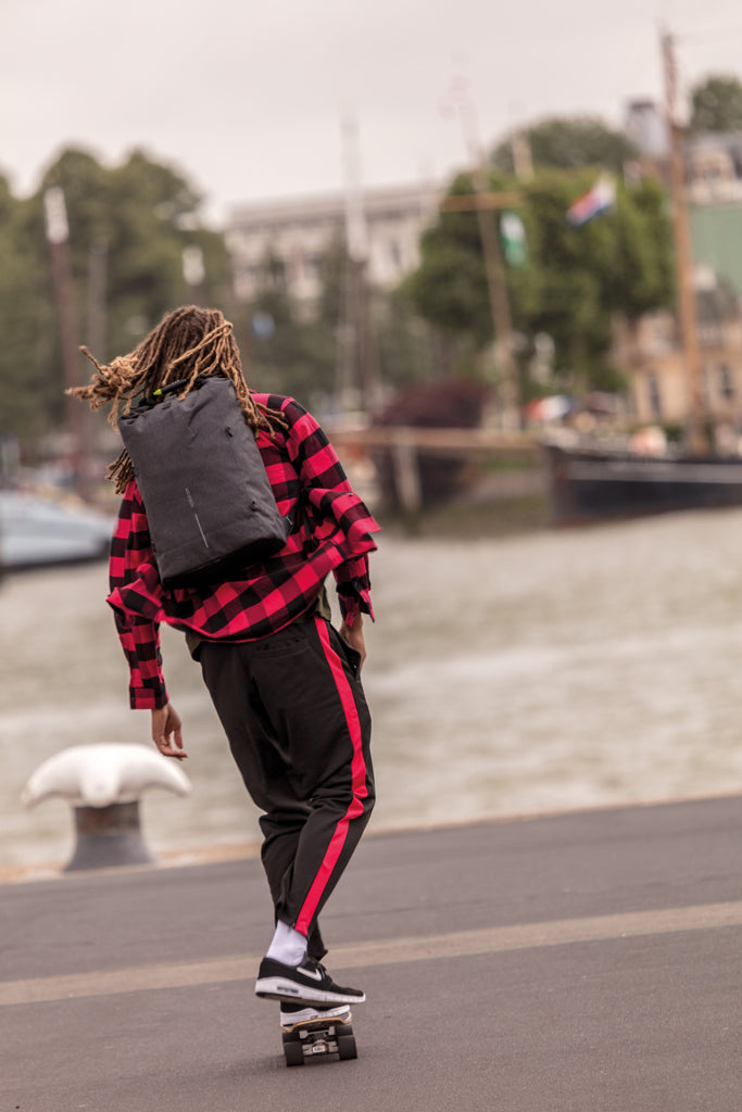 Load image into Gallery viewer, Urban Lite anti-theft backpack
