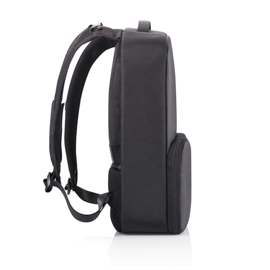 XD Design Flex Gym bag in black with multiple compartments and adjustable shoulder strap, designed for travel and sports use.