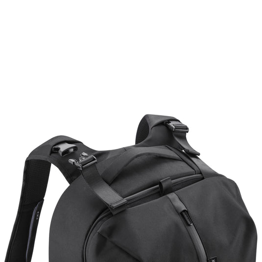 XD Design Flex Gym bag in black with adjustable shoulder strap and multiple compartments for travel and gym essentials.