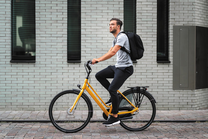 Load image into Gallery viewer, XD Design Flex Gym bag from Bags &amp; Travel collection, featuring a sleek design with multiple compartments.
