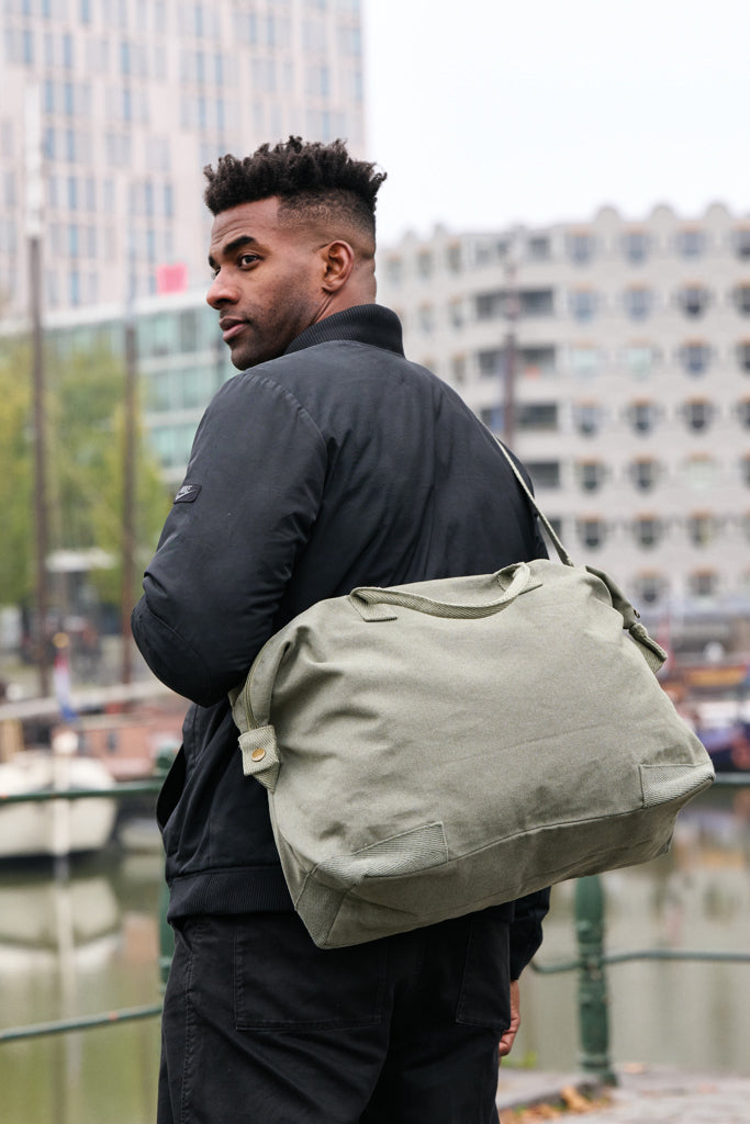 Load image into Gallery viewer, 500 gsm recycled canvas deluxe weekend bag - Custom Wood Designs
