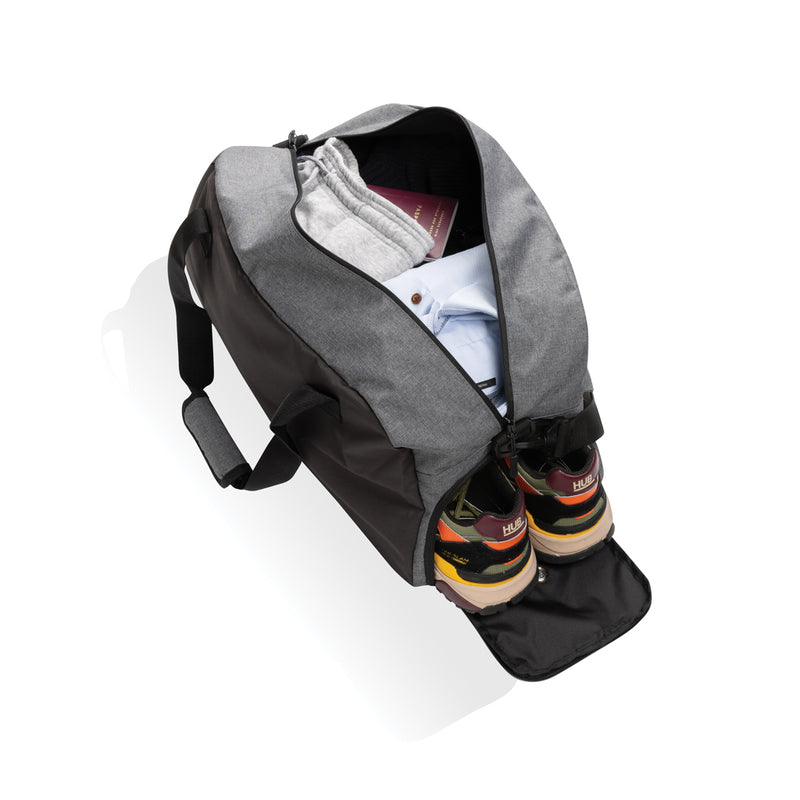 Load image into Gallery viewer, Basic weekend duffel - Custom Wood Designs
