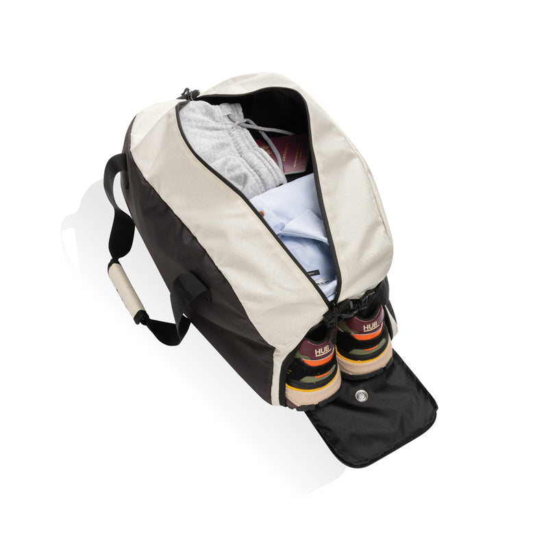 Load image into Gallery viewer, Basic weekend duffel - Custom Wood Designs
