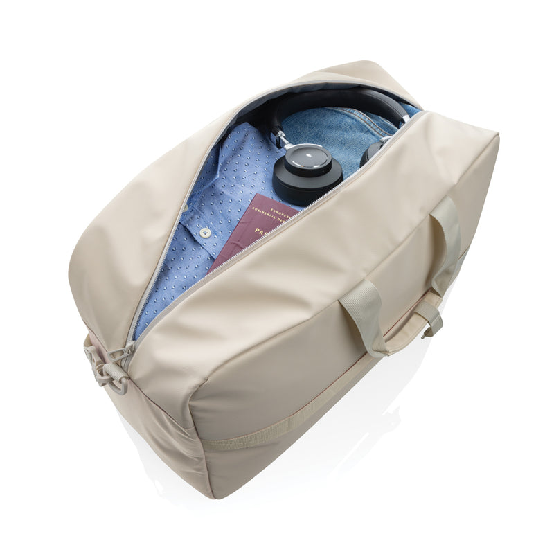 Load image into Gallery viewer, Duffel - Custom Wood Designs
