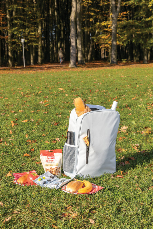 XD Collection Tierra cooler backpack for outdoor activities, featuring insulated compartments and adjustable straps.