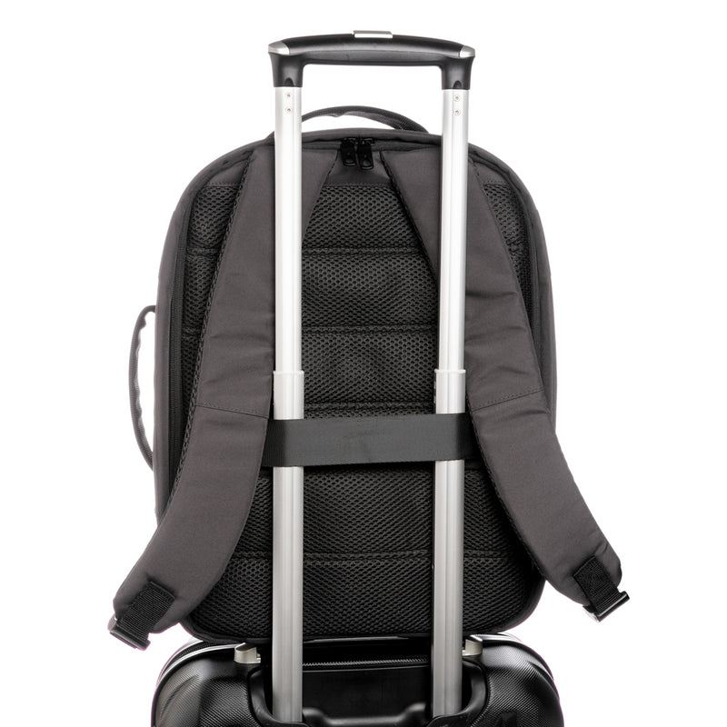 Load image into Gallery viewer, XD Xclusive Impact AWARE™ RPET anti-theft 15.6-inch laptop backpack with multiple compartments and padded shoulder straps.
