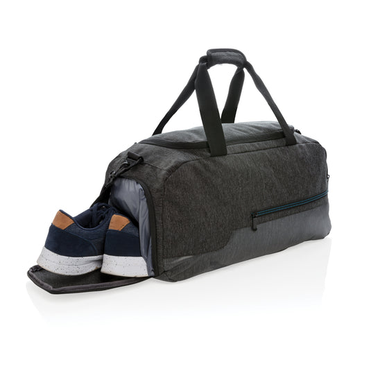 Pink 900D PVC-free weekend and sports bag from XD Collection, showing durable fabric and spacious interior for travel essentials.