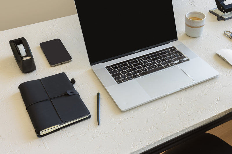 Load image into Gallery viewer, XD Collection Daily Notes Binder 3-in-1 refillable PU notebook with portfolio design, showcasing a sleek, professional look.
