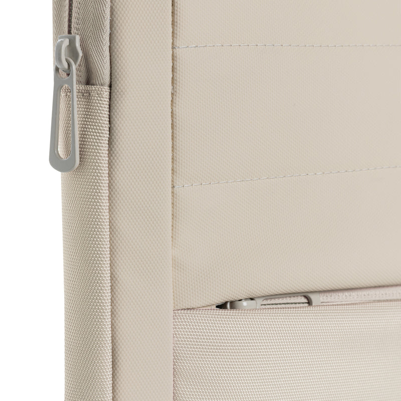 Load image into Gallery viewer, XD Xclusive Armond AWARE™ RPET 15.6 inch laptop sleeve in sleek, eco-friendly bag with padded interior for laptop protection.
