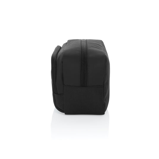 XD Xclusive Armond AWARE™ RPET toiletry bag in black, compact travel bag with zipper and eco-friendly recycled material.