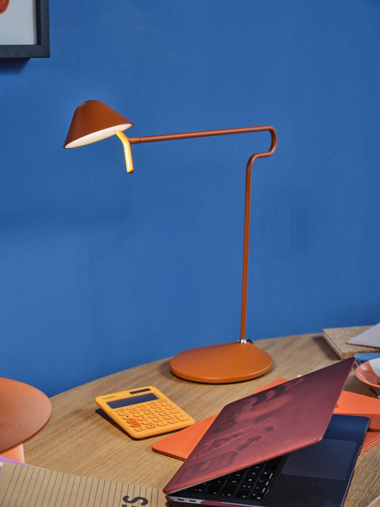 Fermob Pixi Desk Lamp H.47 cm – lifestyle