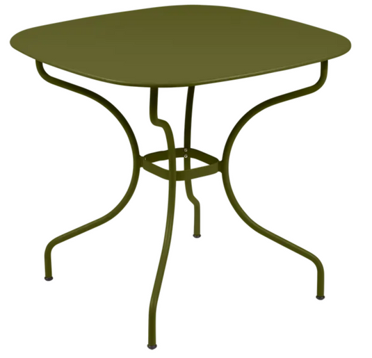 Fermob OPÉRA+ Carronde outdoor metal table, 82x82 cm, suitable for patio or garden dining, with a sleek, modern design.